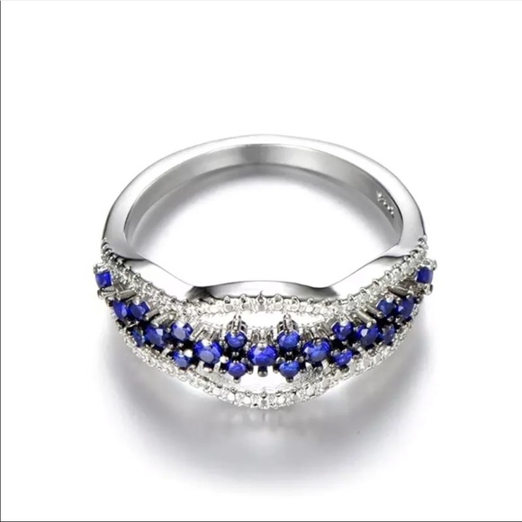New Romantic Women’s Ring Blue Crystal Ring - Picture 3 of 6